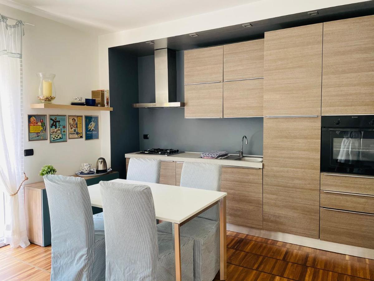 My Humble House -Appartamento In Villa Con Vista Lago Oggiono Zewnętrze zdjęcie